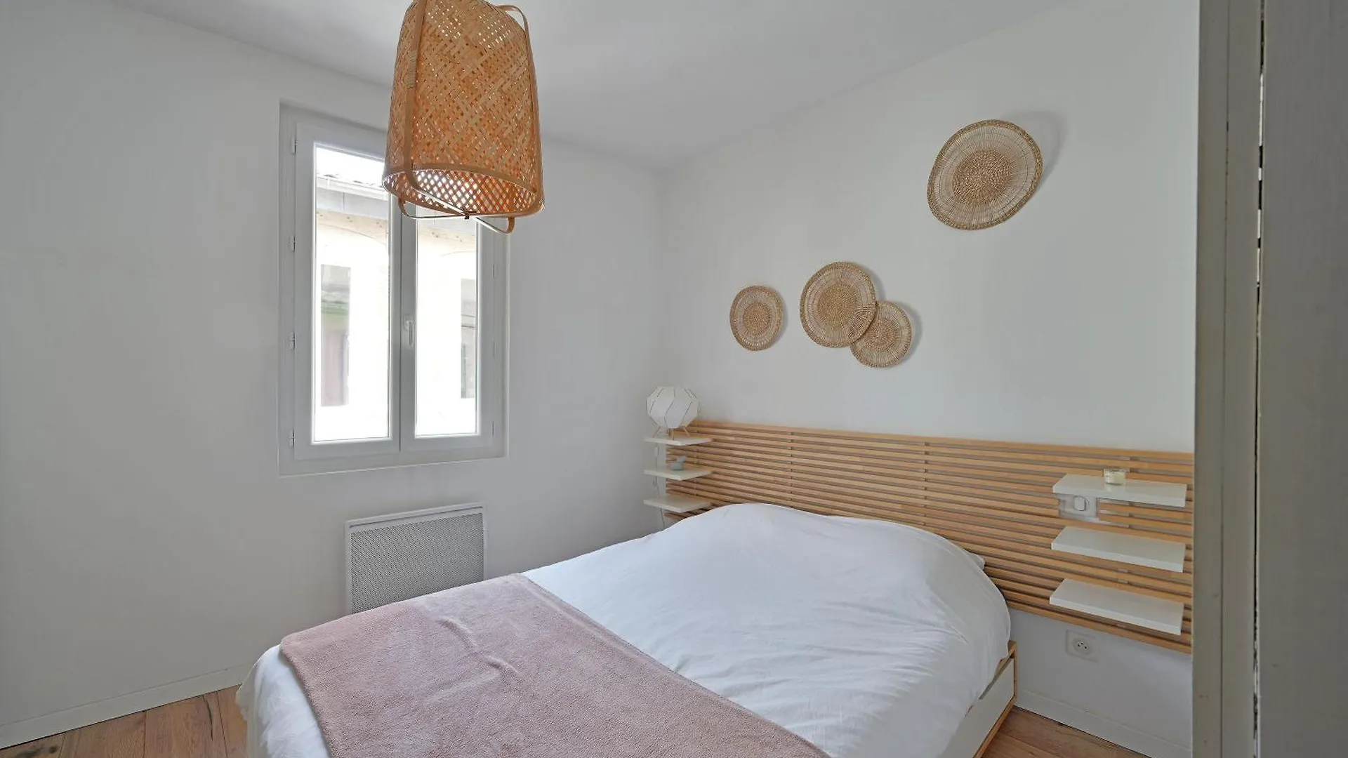 Appart Lena - Proche Theatres Et Place Des Corps Saints - Wi-Fi Avignon 0*,  France