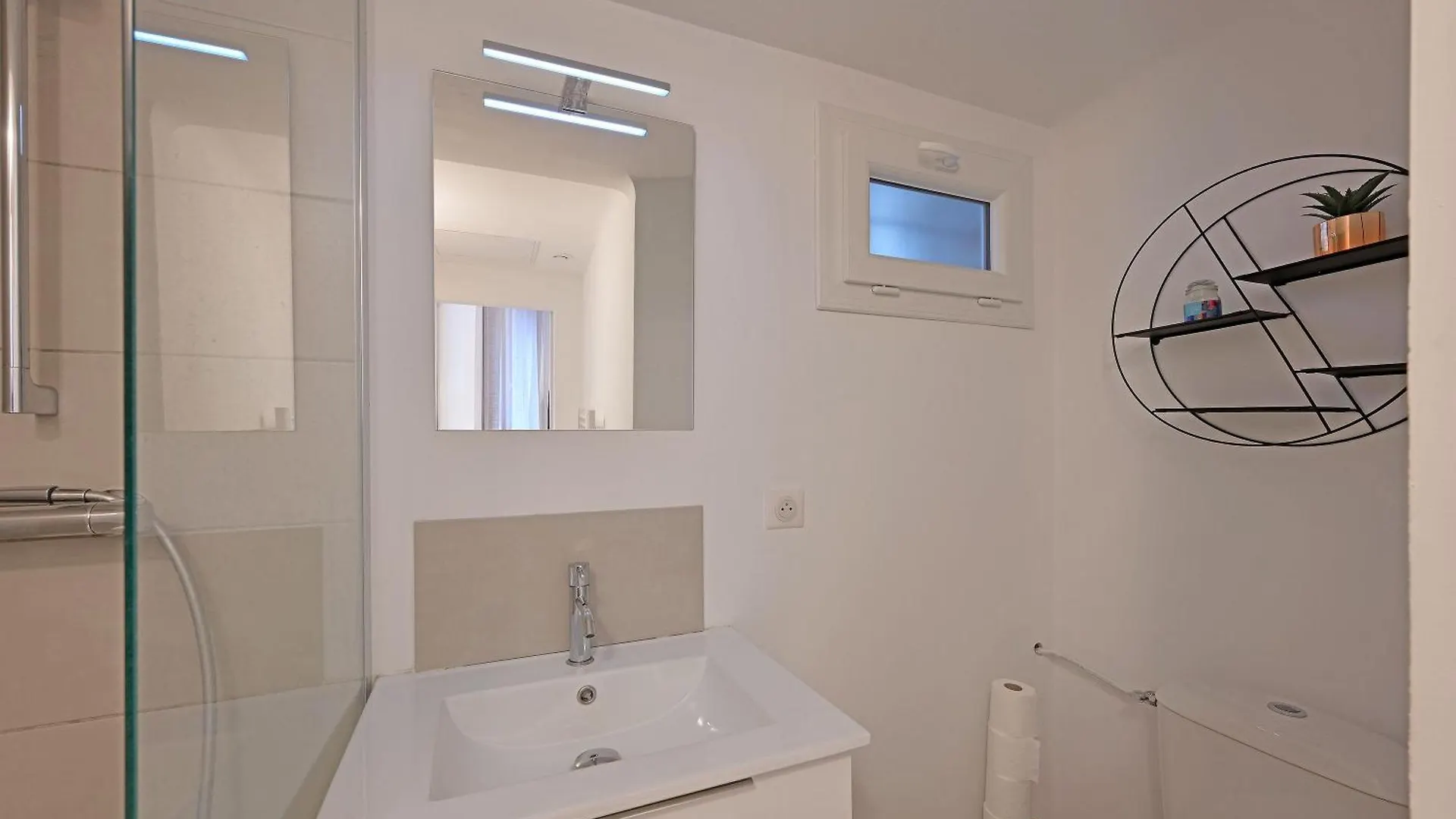 Appart Lena - Proche Theatres Et Place Des Corps Saints - Wi-Fi Avignon Apartment
